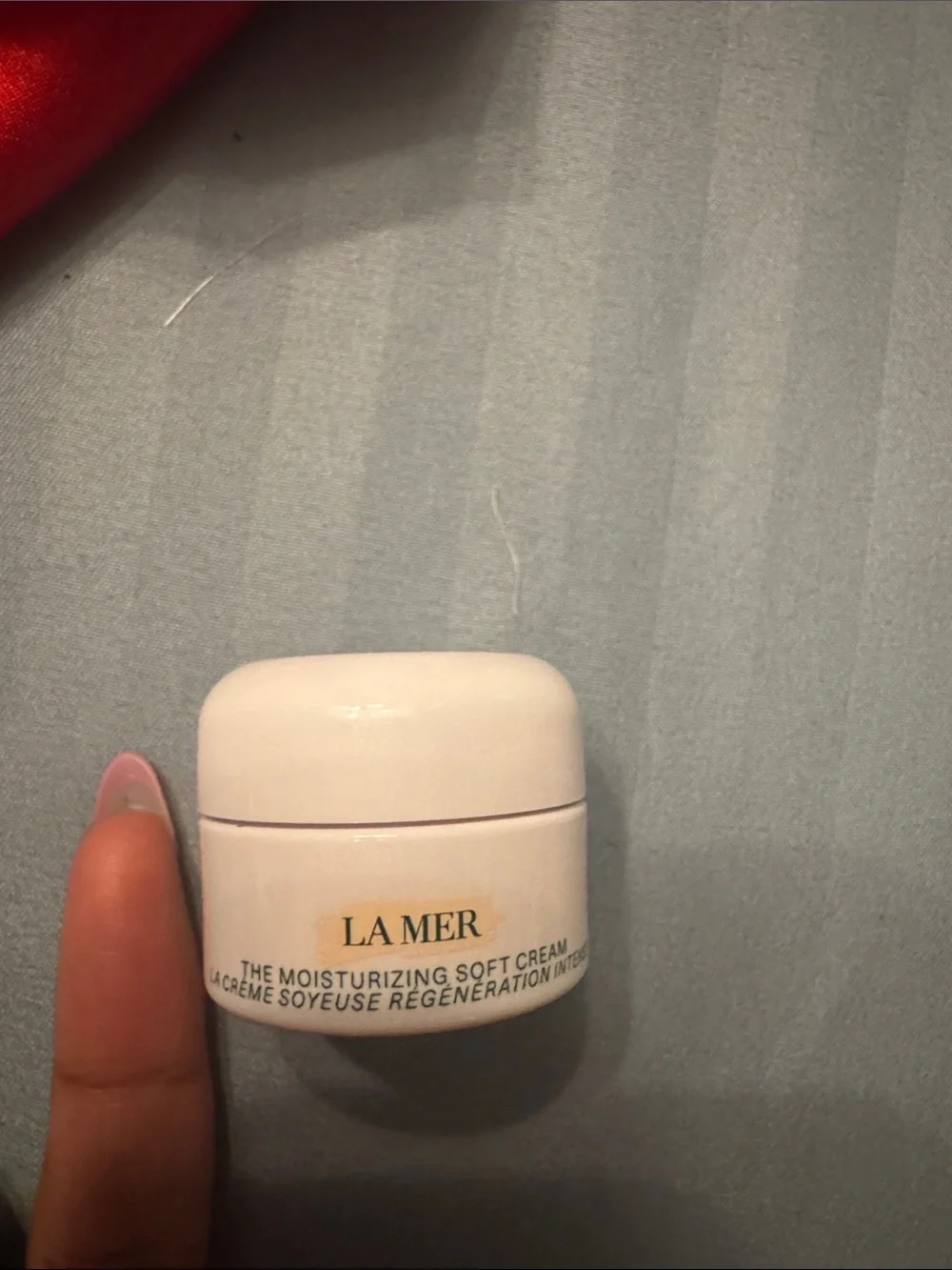 La Mer The Moisturizing Soft Cream — White MICRO TRAVEL purse